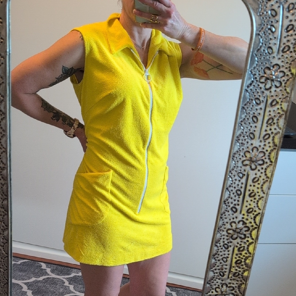 Bright Yellow Sleeveless Dress with Pockets